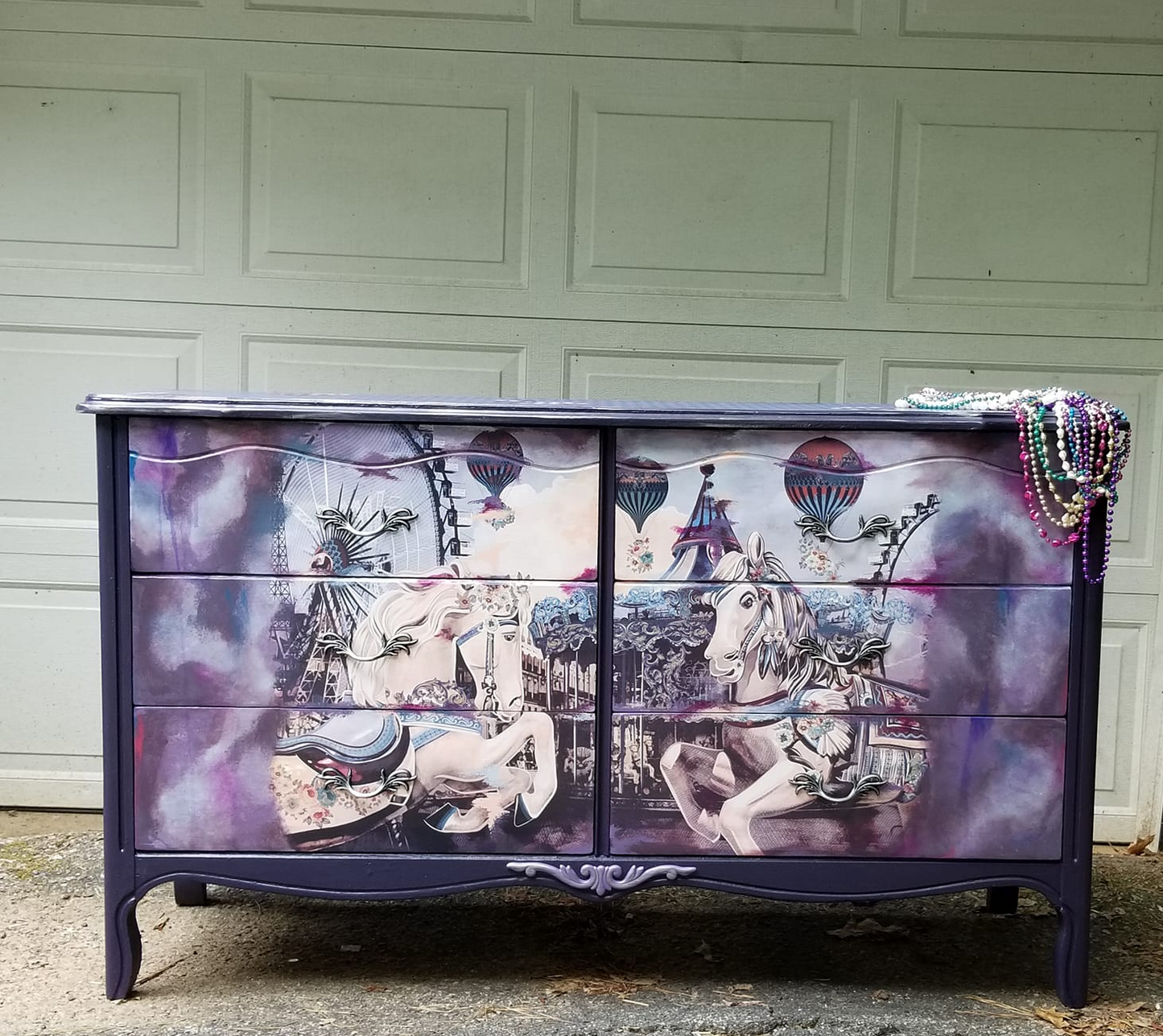 Hokus Pokus - Let's go to the Merry-Go-Round - Large Solid Design cut into 3 Sheets