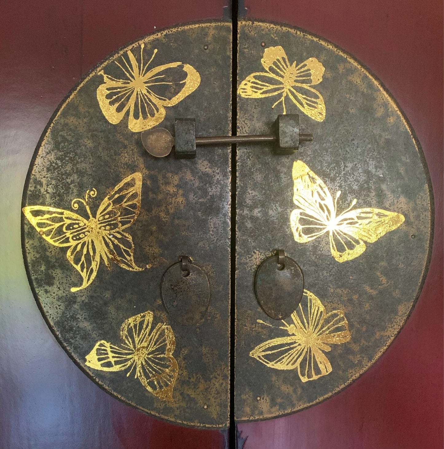 Hokus Pokus - Metallic Gold Foil Accent Butterflies 23x31cm (9x12")