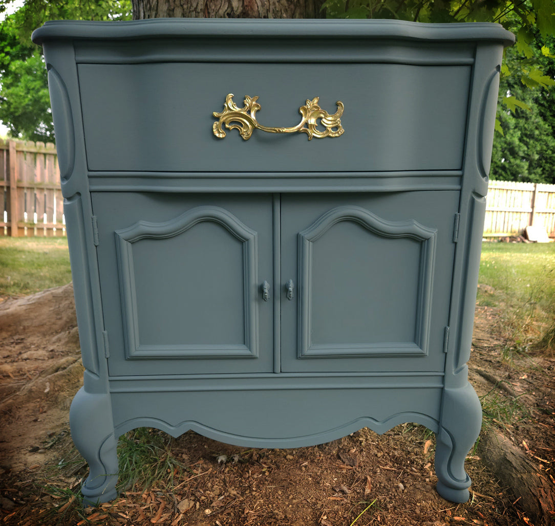 furniture with eye love hue painted 2