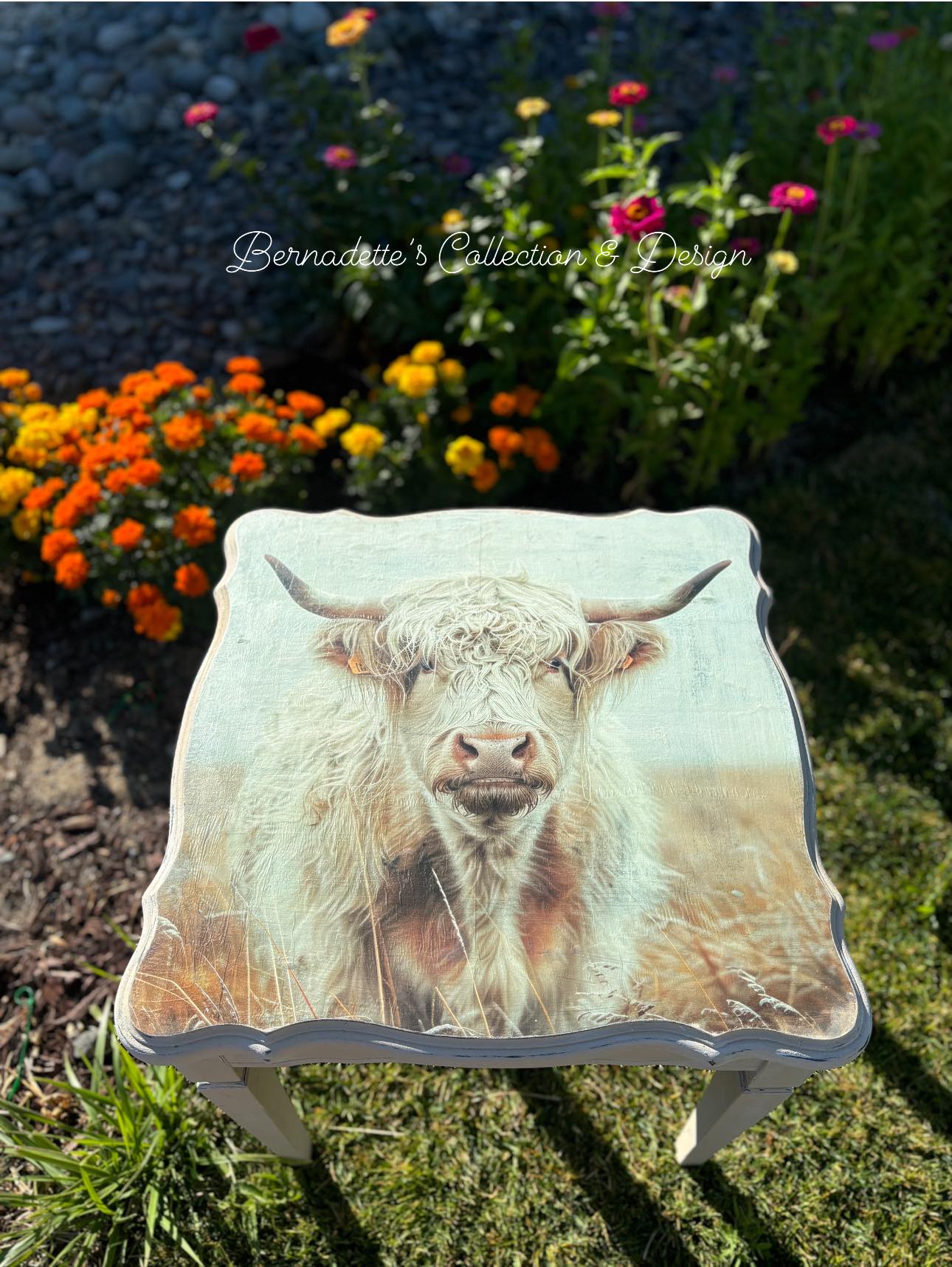 Helga | 18 lb Decoupage Tissue Paper | 21x29 in