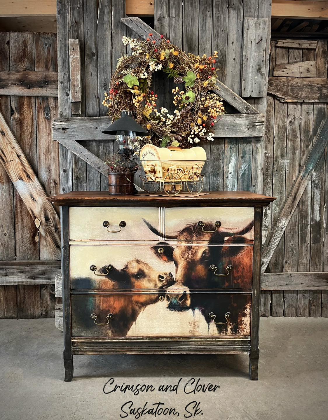 Mooving Moment | 18 lb Decoupage Tissue Paper | 21x29 in